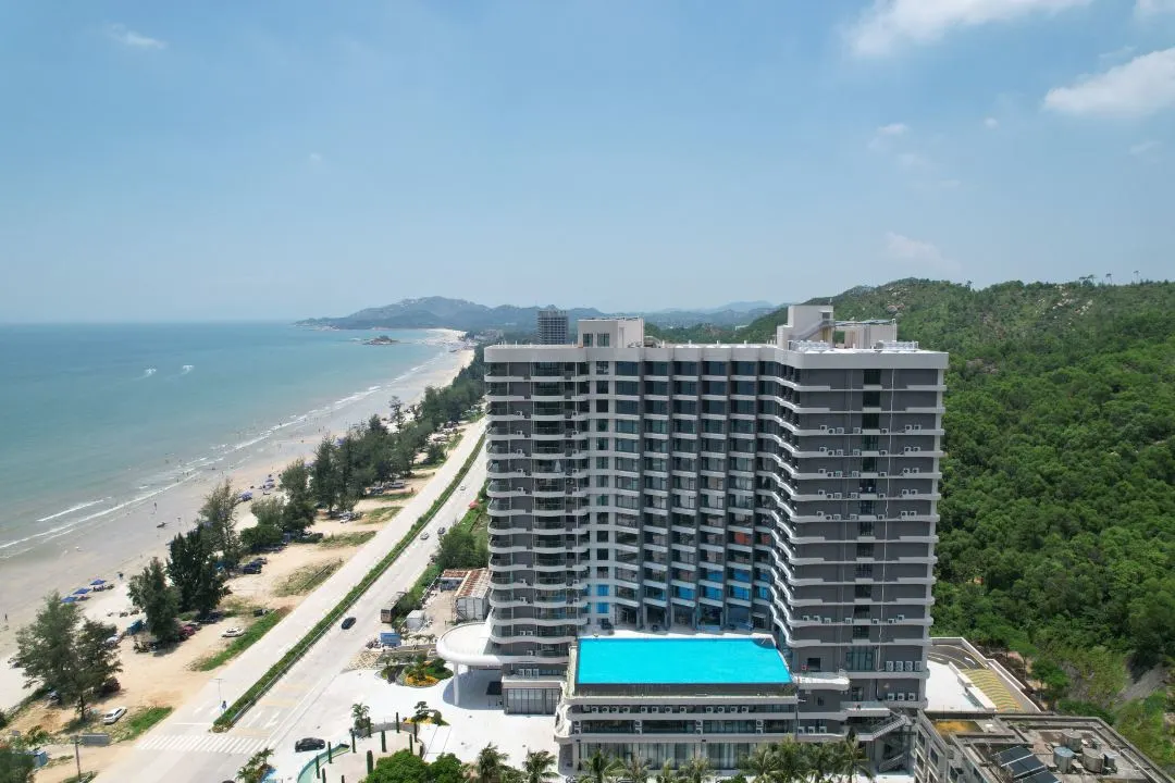【惠州双月湾半岛酒店】周末不加价，599元住豪华海景房，无边际泳池+旅拍+免费停车