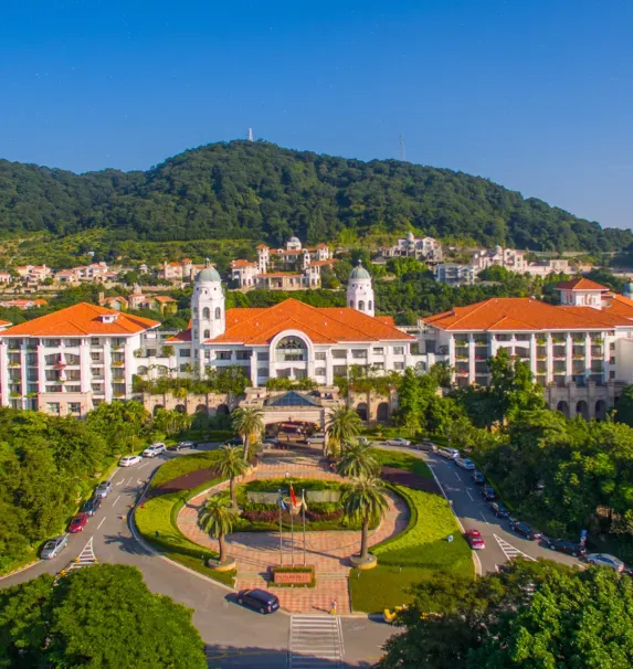 【广州增城】国庆不加价，早餐，428元住凤凰城酒店高级房，双节同庆主题活动+月饼DIY+泳池+自行车体验