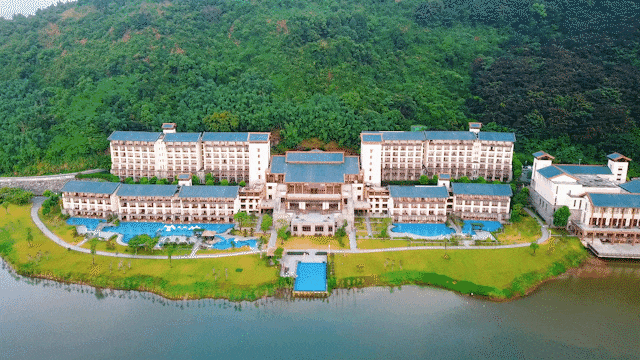 【英德宝晶宫天鹅湖温泉酒店】499元住园景房,含早餐+温泉+无动力乐园 【英德宝晶宫天鹅湖温泉酒店】499元住园景房,含早餐+温泉+无动力乐园
