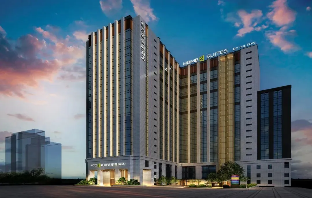 高星度假“希”式游闽江!【福州仓山希尔顿惠庭酒店】¥699=灵动房1间1晚+2大2小自助早餐+闽江夜游船票+水上灯光秀+茉莉香茗!有效期到年底,未预约随时退,放心囤~ 高星度假“希”式游闽江!【福州仓山希尔顿惠庭酒店】¥699=灵动房1间1晚+2大2小自助早餐+闽江夜游船票+水上灯光秀+茉莉香茗!有效期到年底,未预约随时退,放心囤~