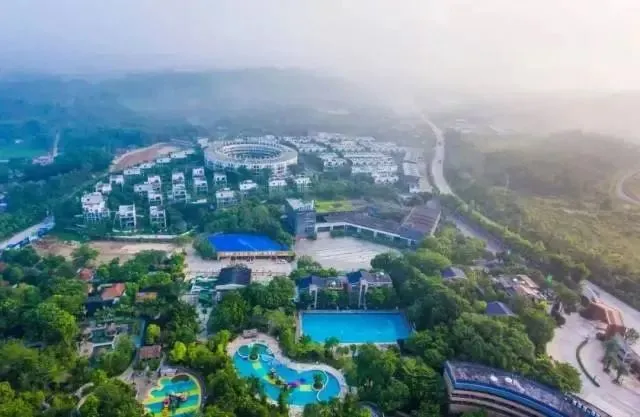 双11钜惠买1送1【惠州龙门尚天然度假区】￥399抢童话客栈2间，每间含自助早餐+高山温泉+表演嘉年华，秋冬第一池温泉！可升级客家围酒店/臻品酒店！