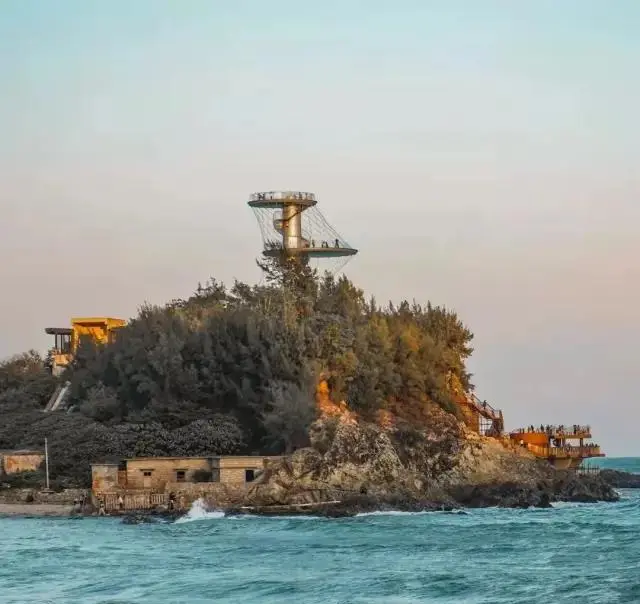 【惠州双月湾】周末不加价，499元起抢双月湾4房洋房别墅，享KTV+麻将+烧烤，步行沙滩3分钟