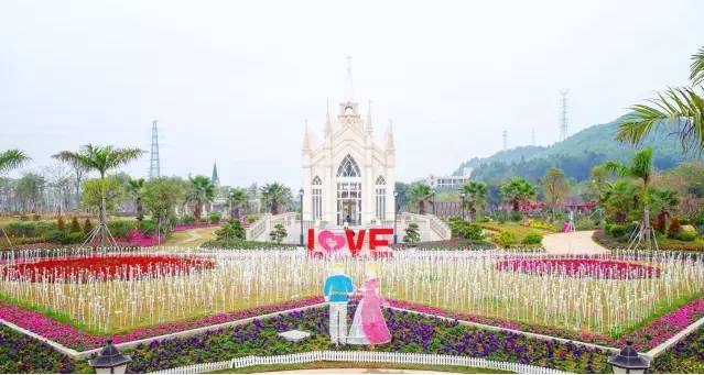 佛山·美的鹭湖丨中秋一口价,¥458享美的鹭湖3房1厅主题公寓,体验不一样的度假胜地!打卡网红法国风情童话王国,赏白鹭自然保护区!